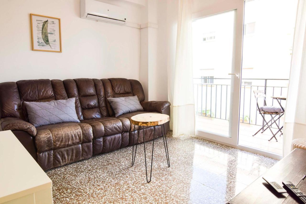 P&P Apartaments Arapiles Малага Экстерьер фото