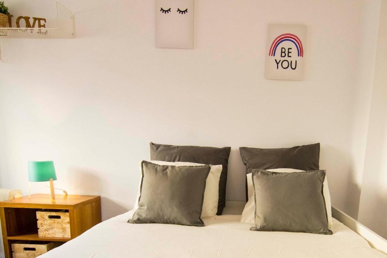P&P Apartaments Arapiles Малага Экстерьер фото