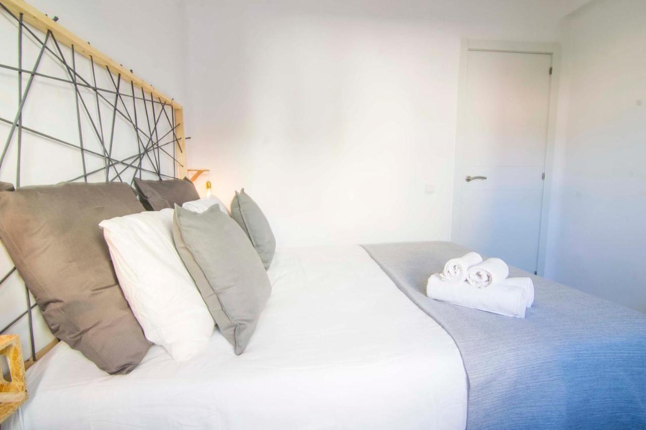 P&P Apartaments Arapiles Малага Экстерьер фото